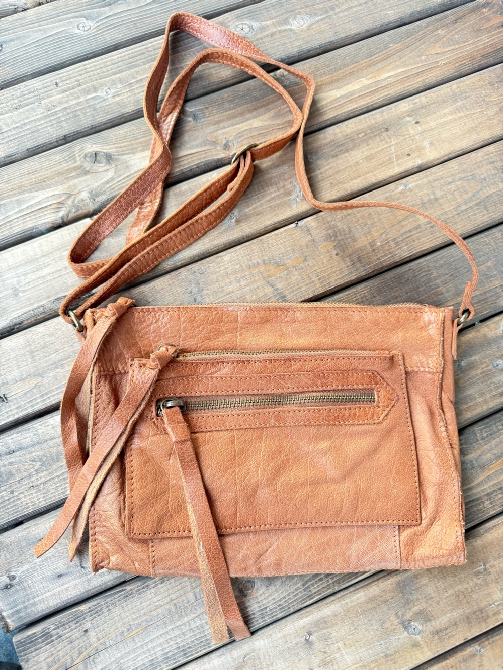 Day & Mood Anni Crossbody Leather Purse